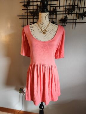 Forever 21 Coral Short Sleeve Top